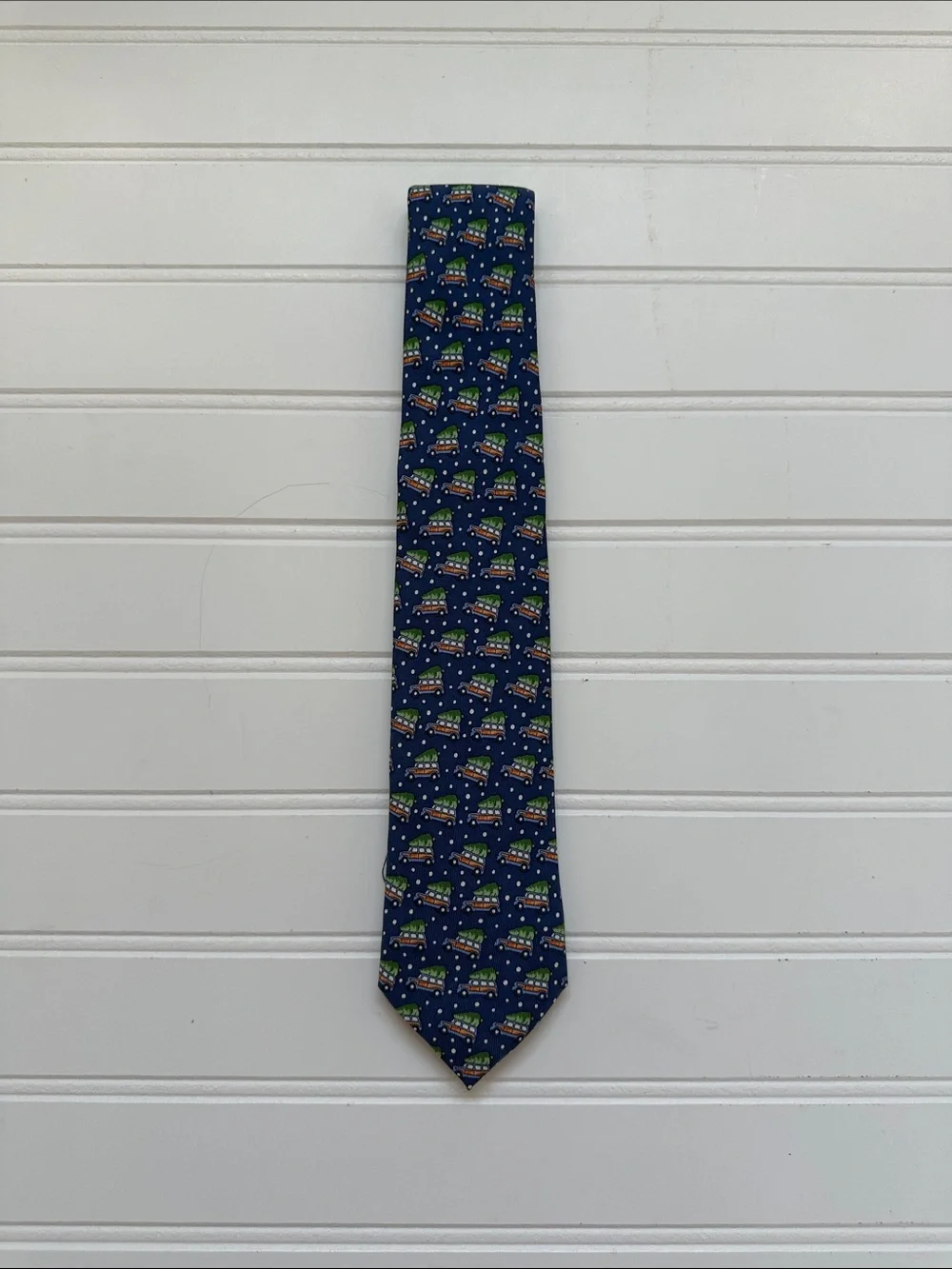 Vineyard Vines Blue Christmas Tie